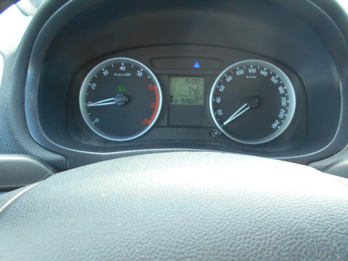 ŠKODA ROOMSTER 1.4 16V - 13