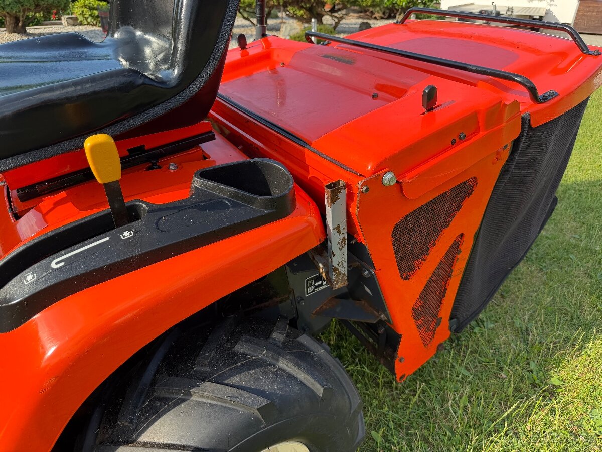 zahradní traktor Kubota GR 1600 - 13