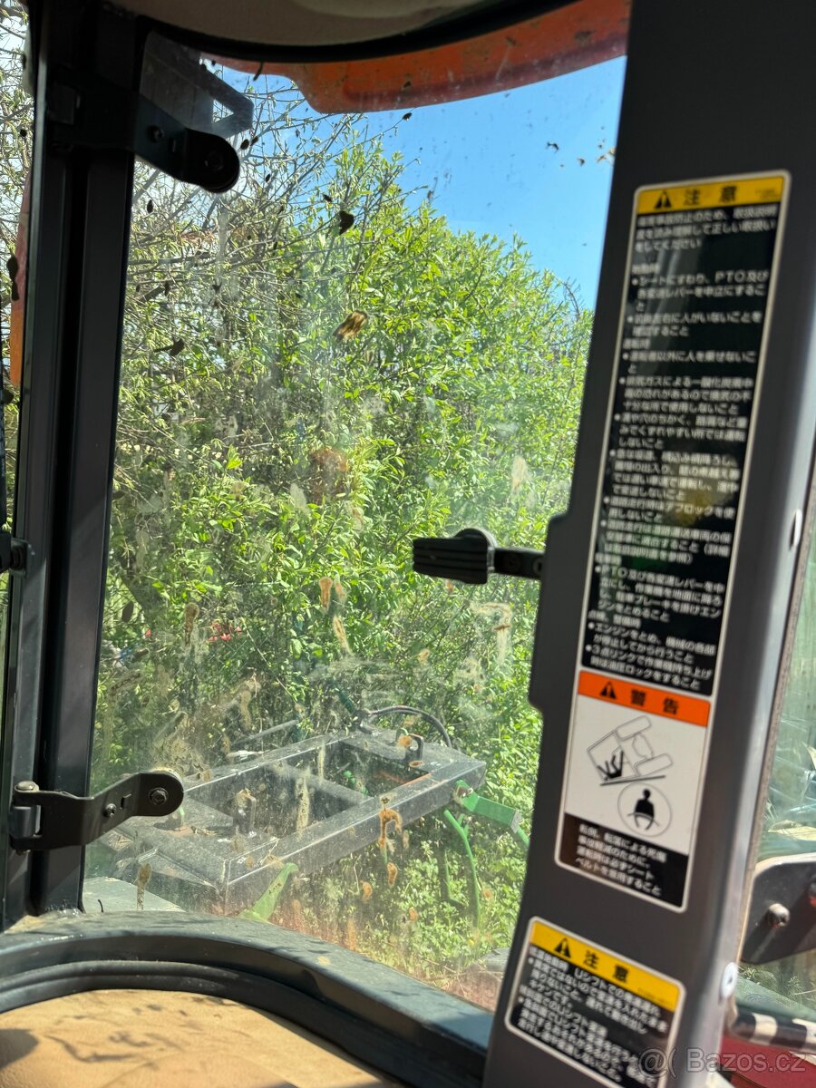 Traktor Kubota KL410 - 13