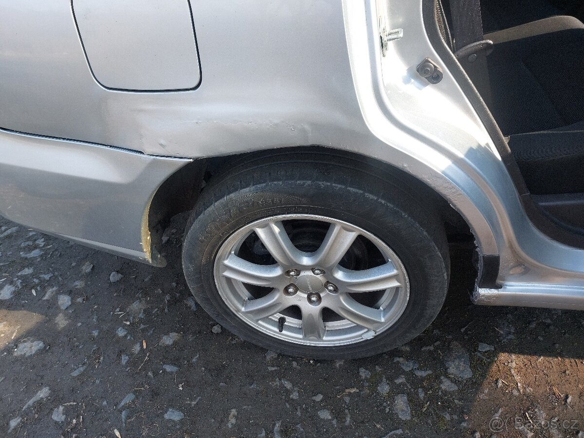 Subaru Impreza GG 2.0 92kw - 13