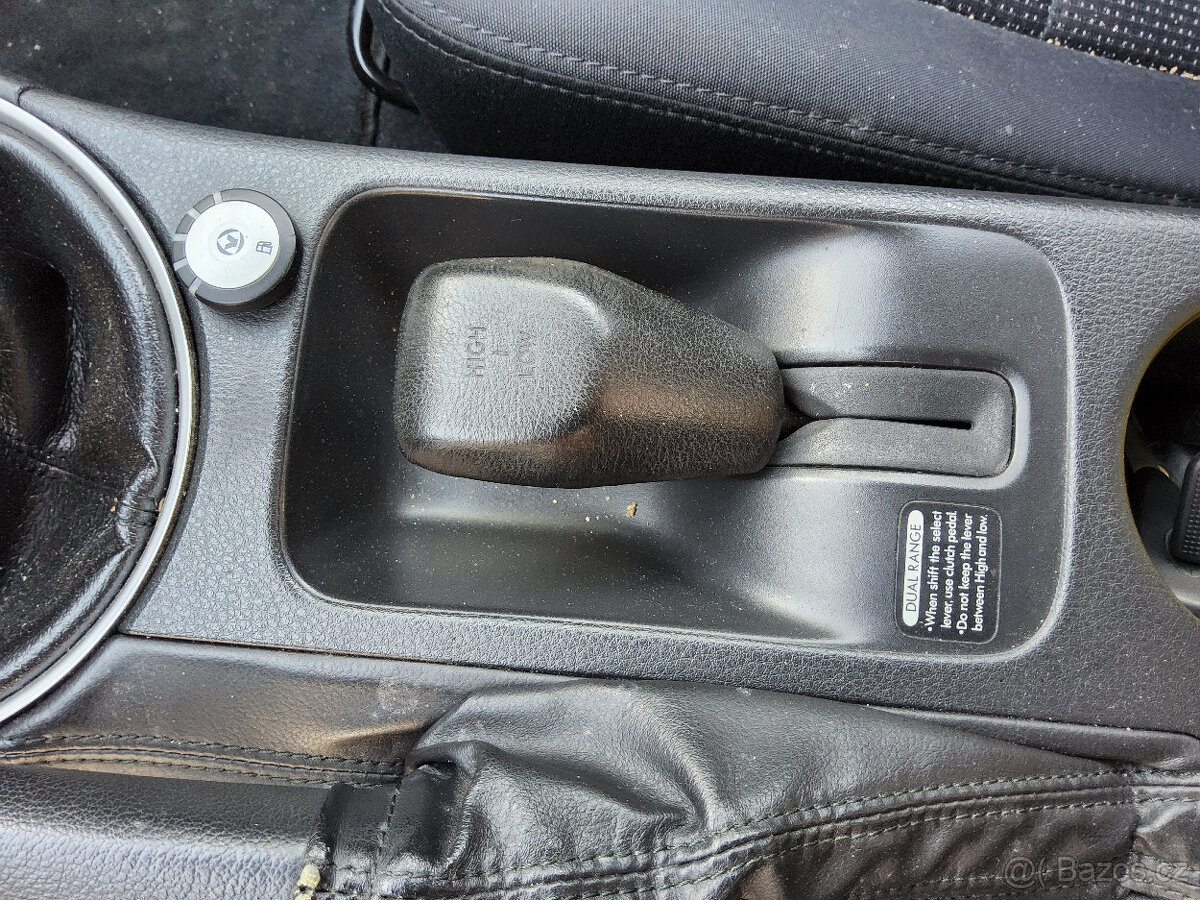 Subaru LEGACY 2008 IV 2,0AWD COMBI LPG KRASNA JEZDI - 13