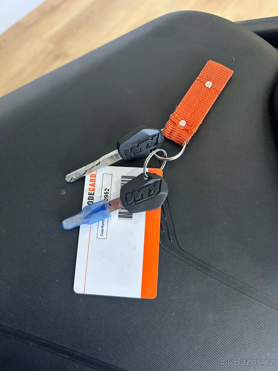 KTM 125 Duke 2021 - 13