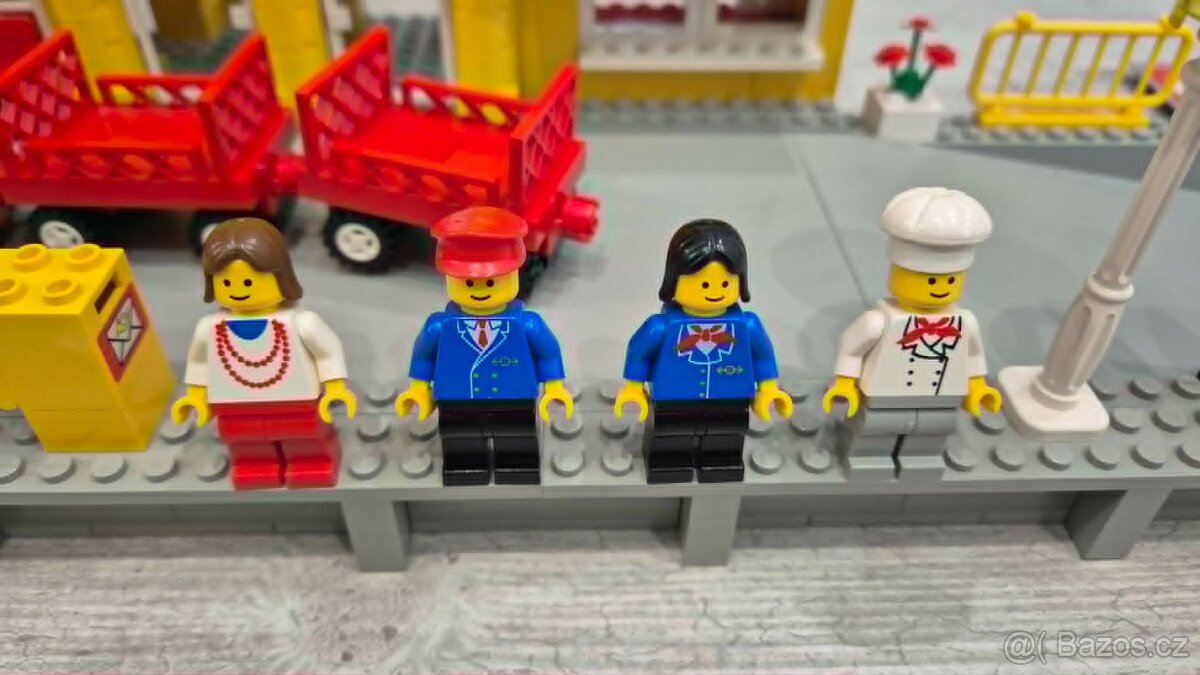 LEGO SYSTEM 4554, Vlak 9V Train Station - 13