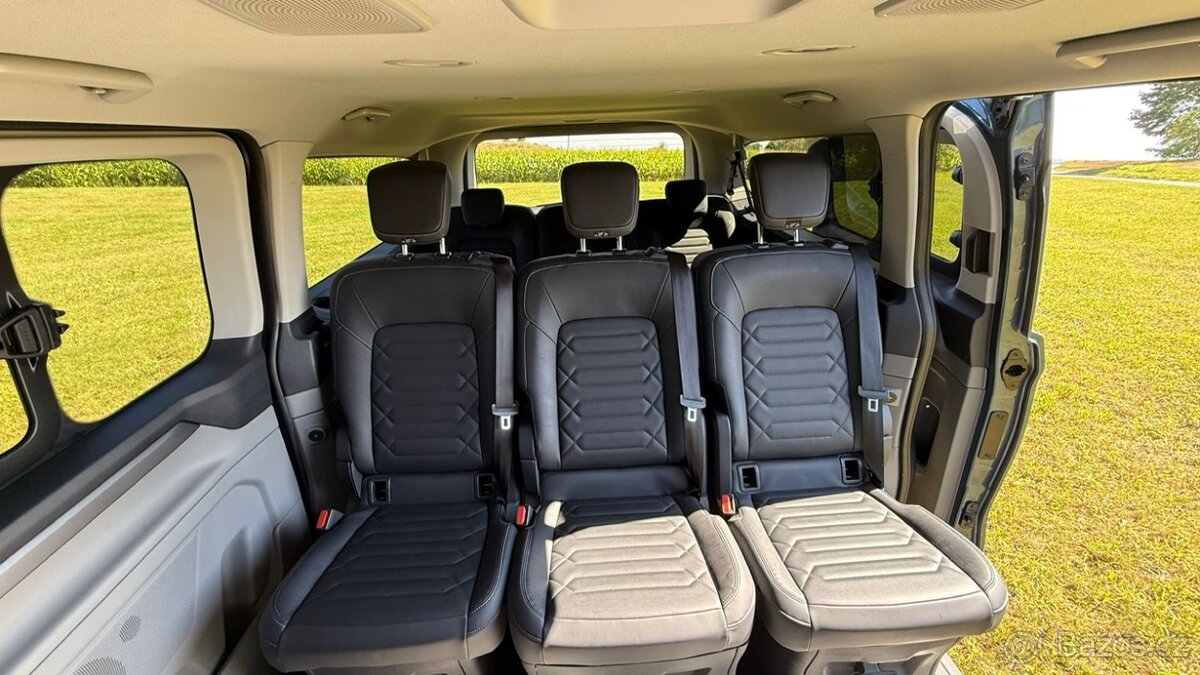 Ford Tourneo Custom 4X4 L2 - 13