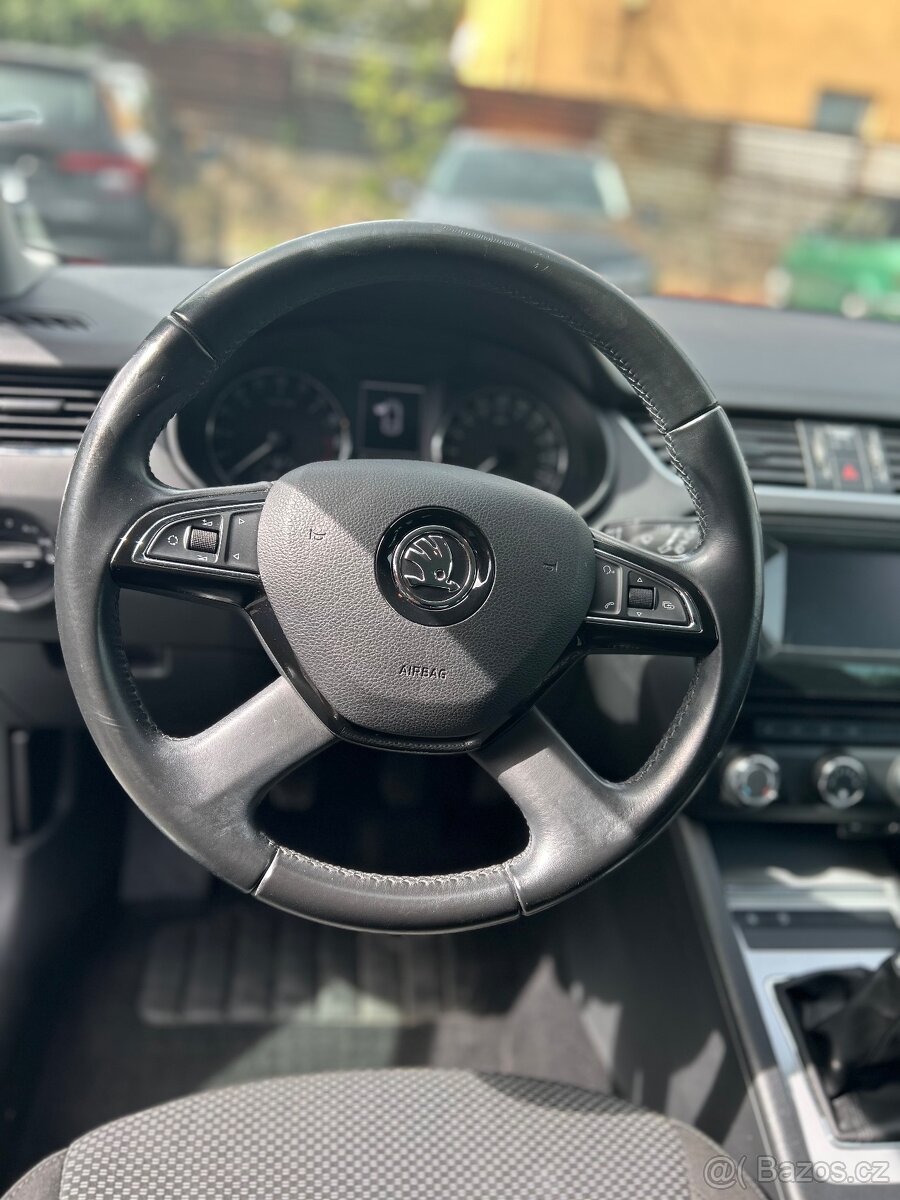 Škoda Octavia combi 2.0TDI - 13
