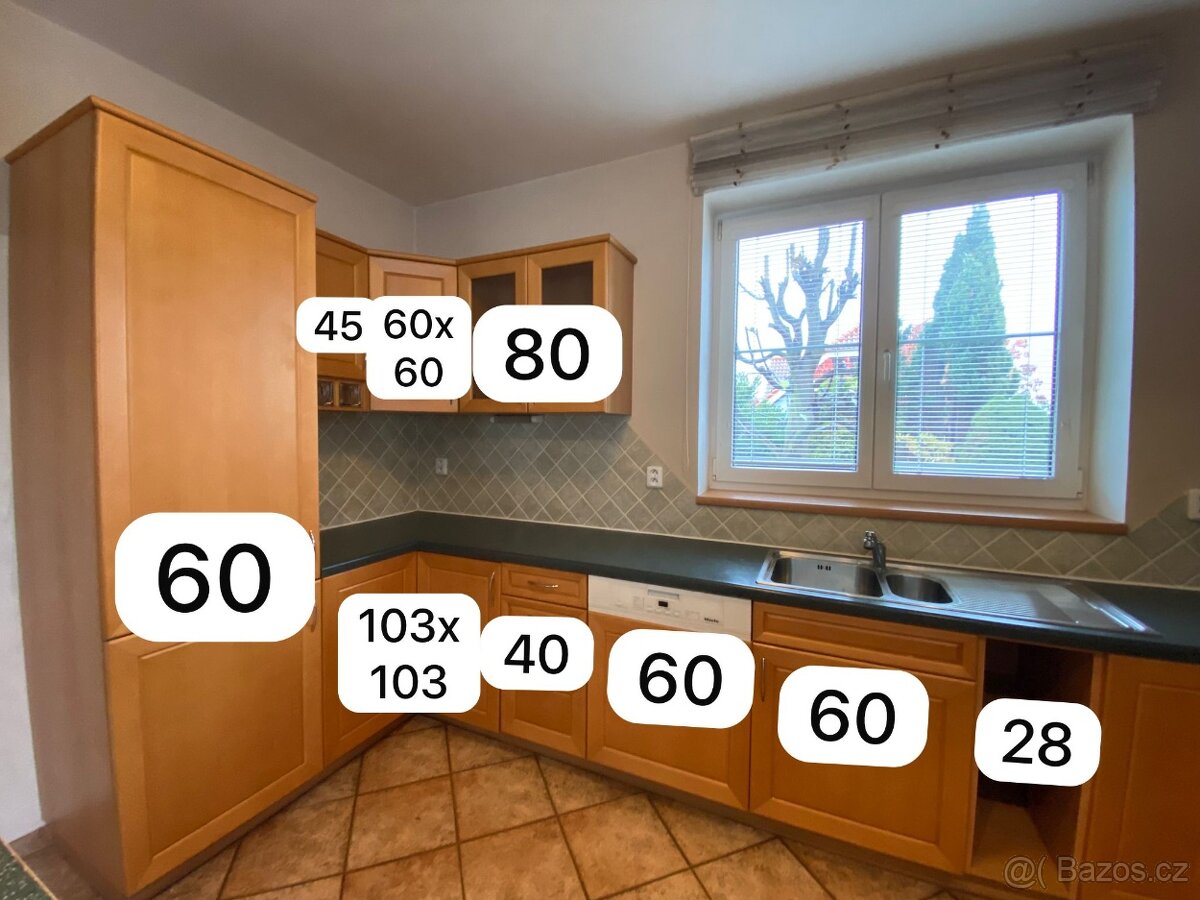 Moderní kuchyňská linka se spotřebiči - 13