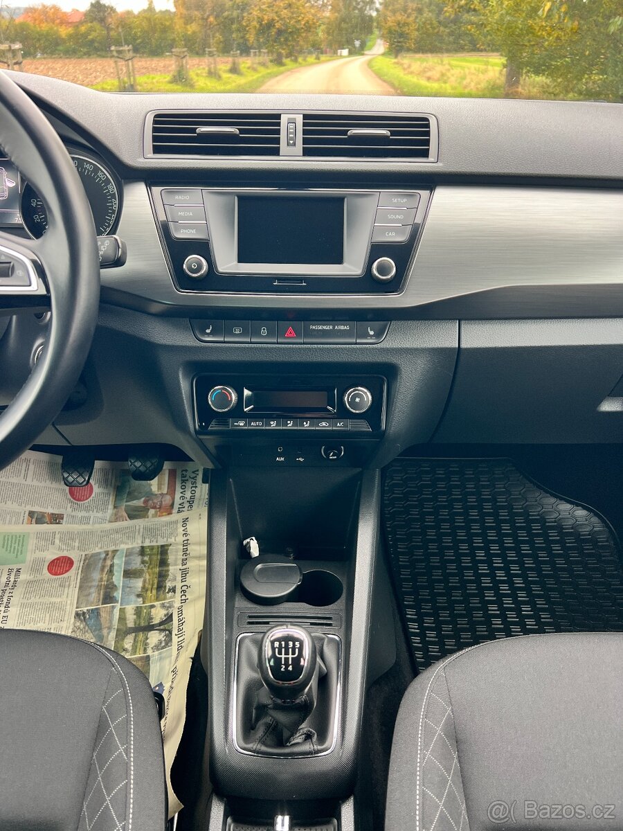 ► ŠKODA FABIA III 1.2 TSI 66KW STYLE LED - SENZORY - TAŽNÉ - 13