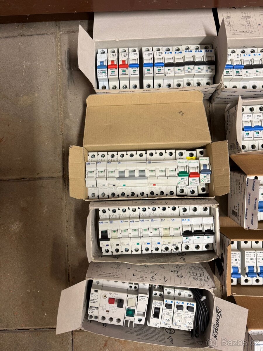 Prodám jističe chrániče ap.rozvaděče - 13