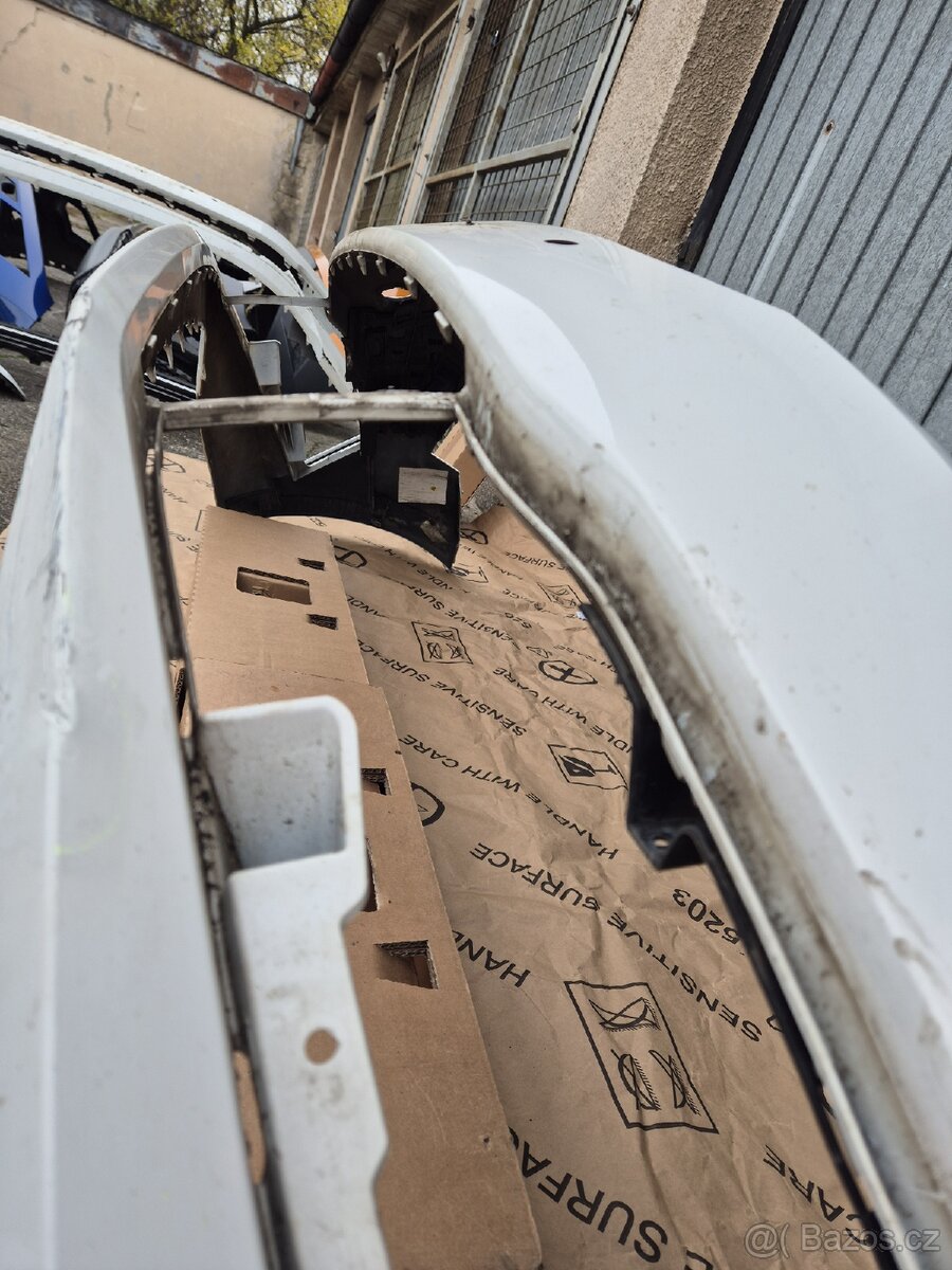 Přední nárazník Škoda Superb III facelift - 13