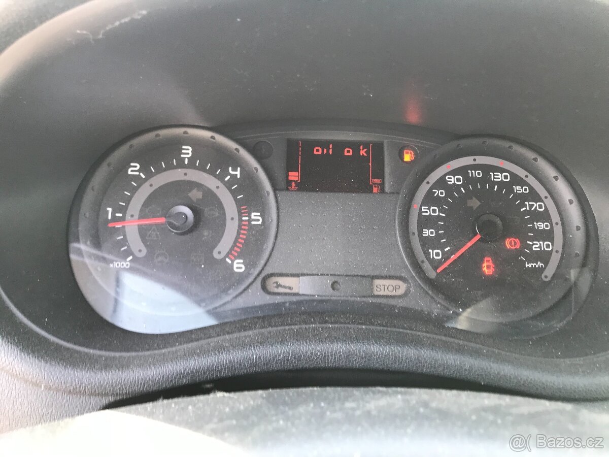 Renault Clio 1.5 dci 50kw - 13