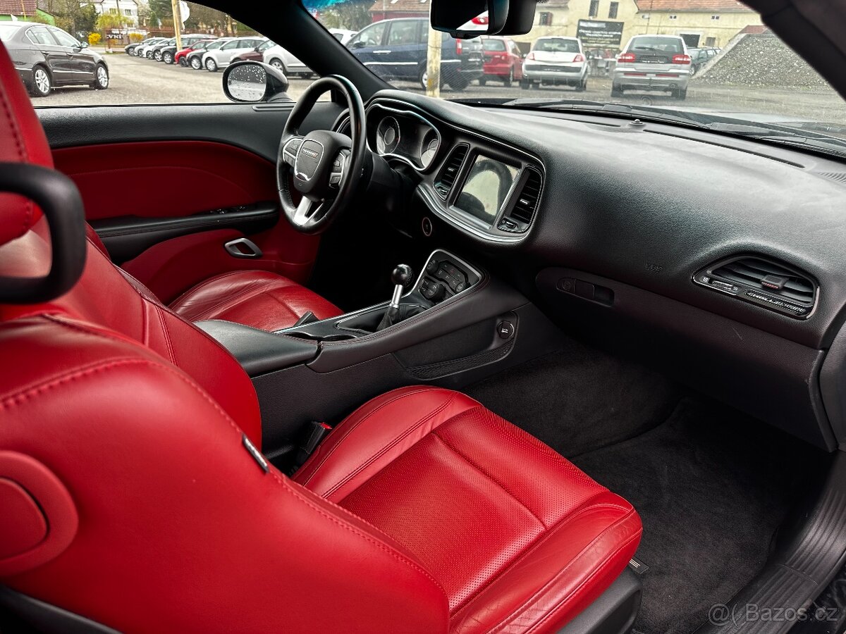 DODGE CHALLENGER Sxt 5.7L 8V - MANUÁL - 13