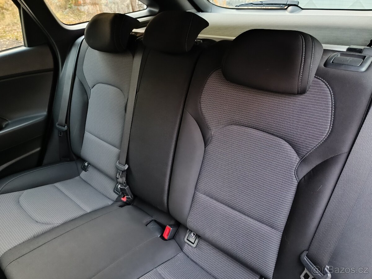 Hyundai I30 kombi rok 2018,najeto: 112.252 km, Nové v CZ - 13