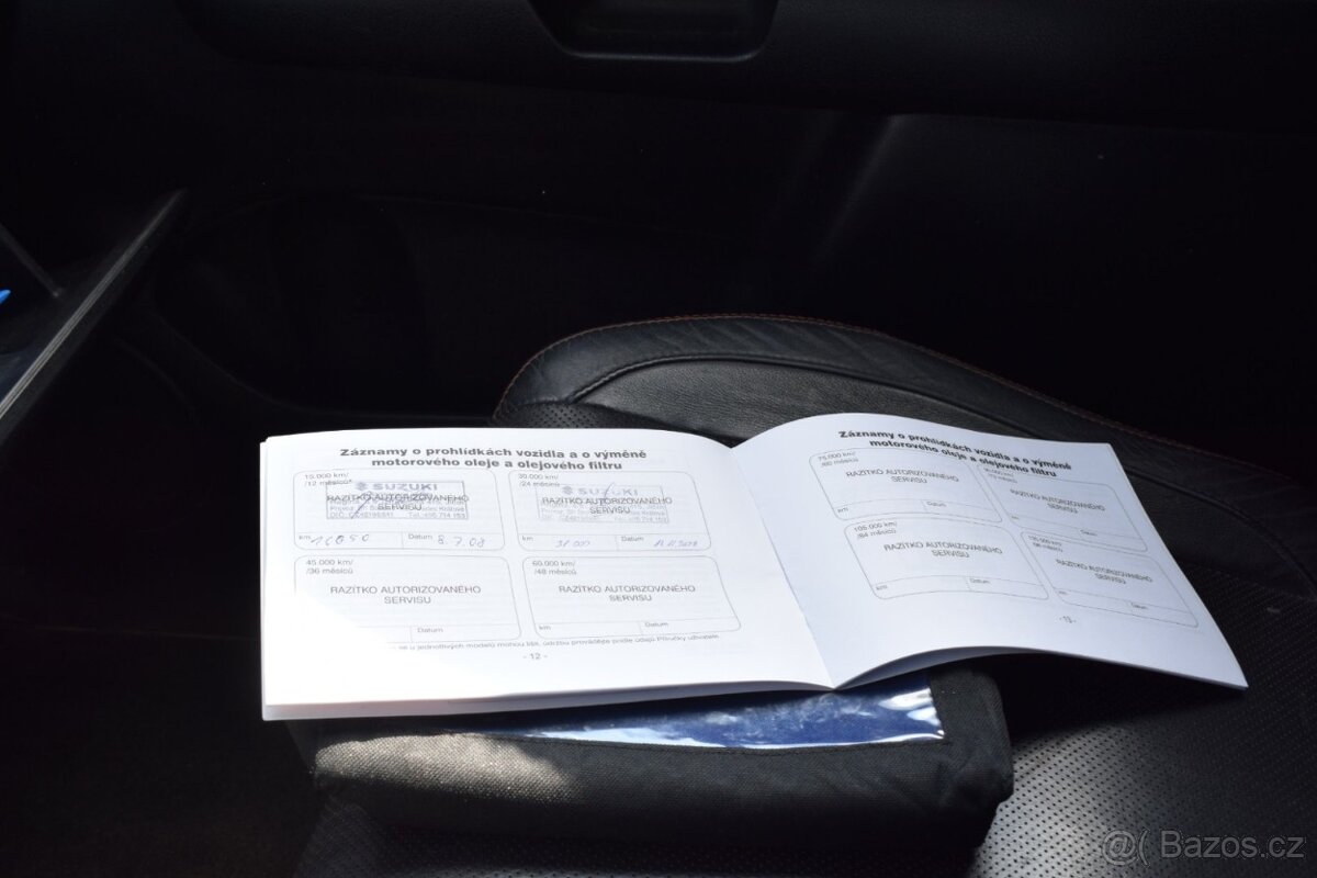Suzuki Grand Vitara 1.6i 4X4/KŮŽE/TAŽNÉ/STAN/KLIMA - 13