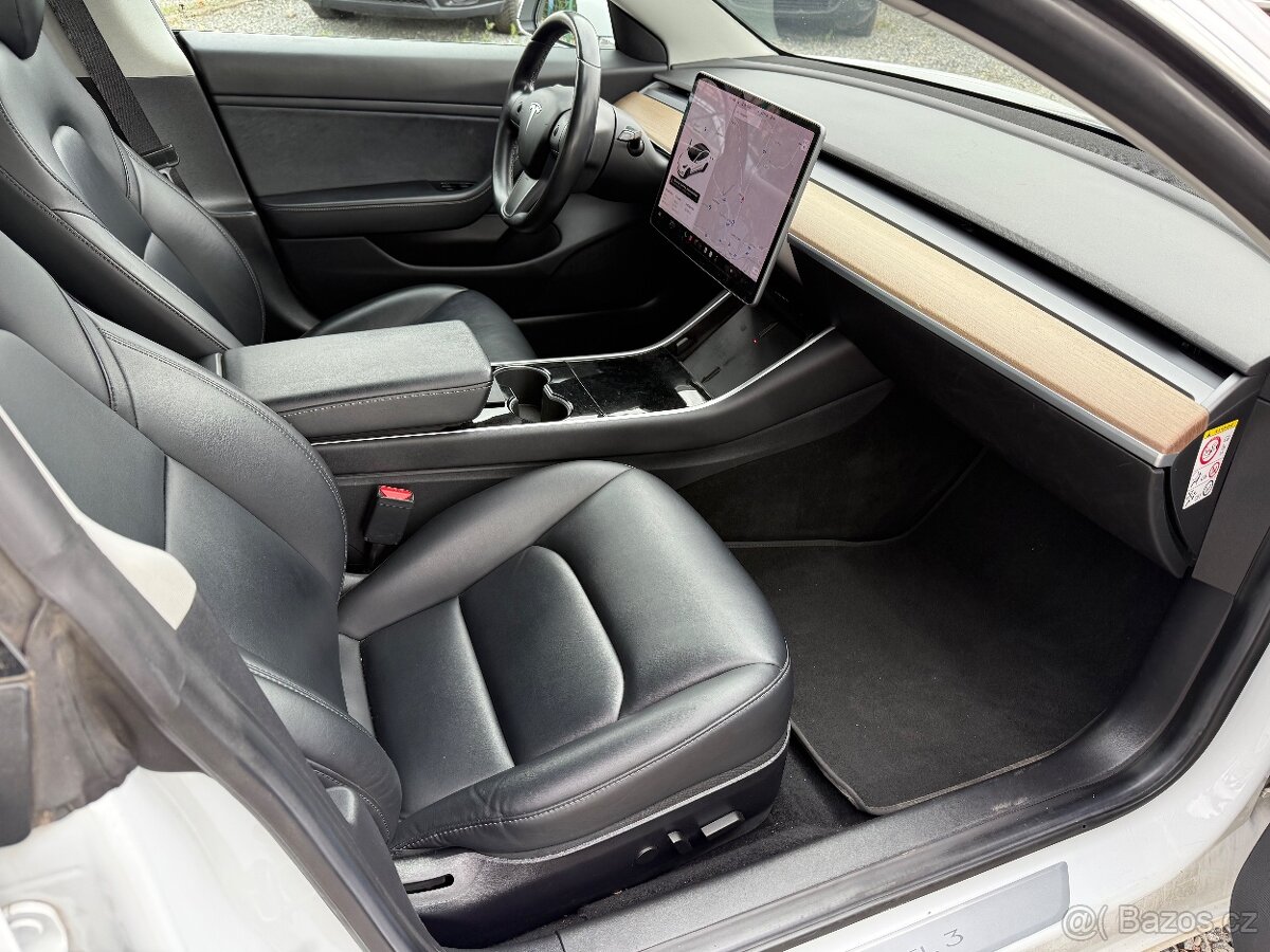 Tesla Model 3 - 13