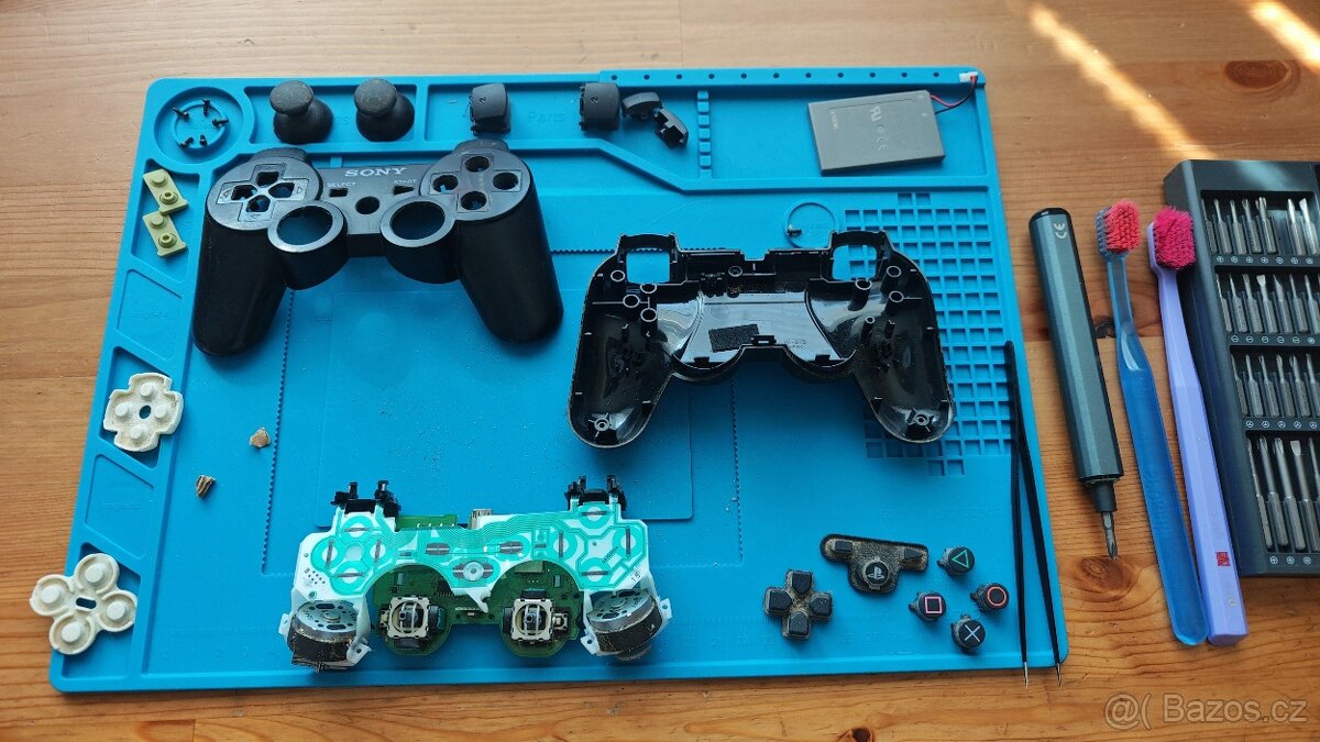 Ps3 + ovladač kompletní servis - 13