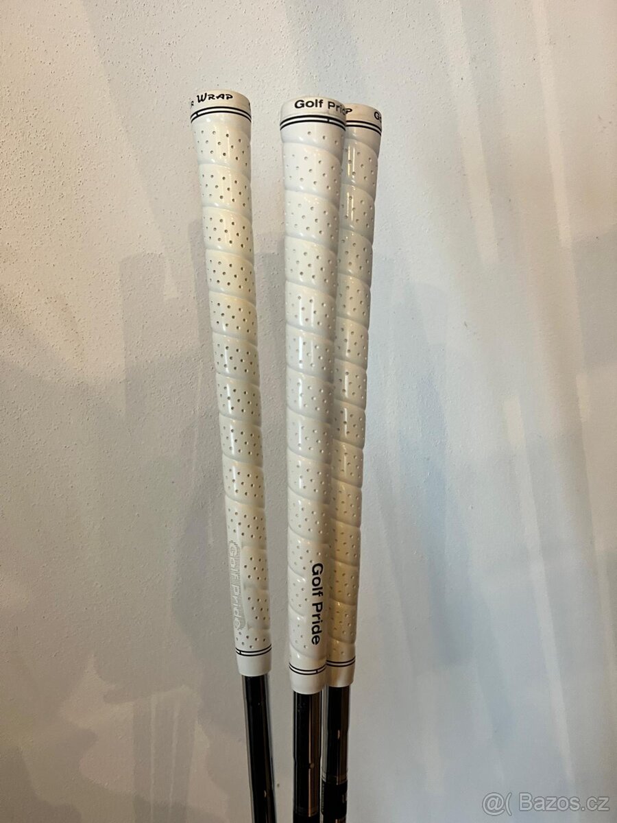 Prodám golfový set s vozíkem - 13