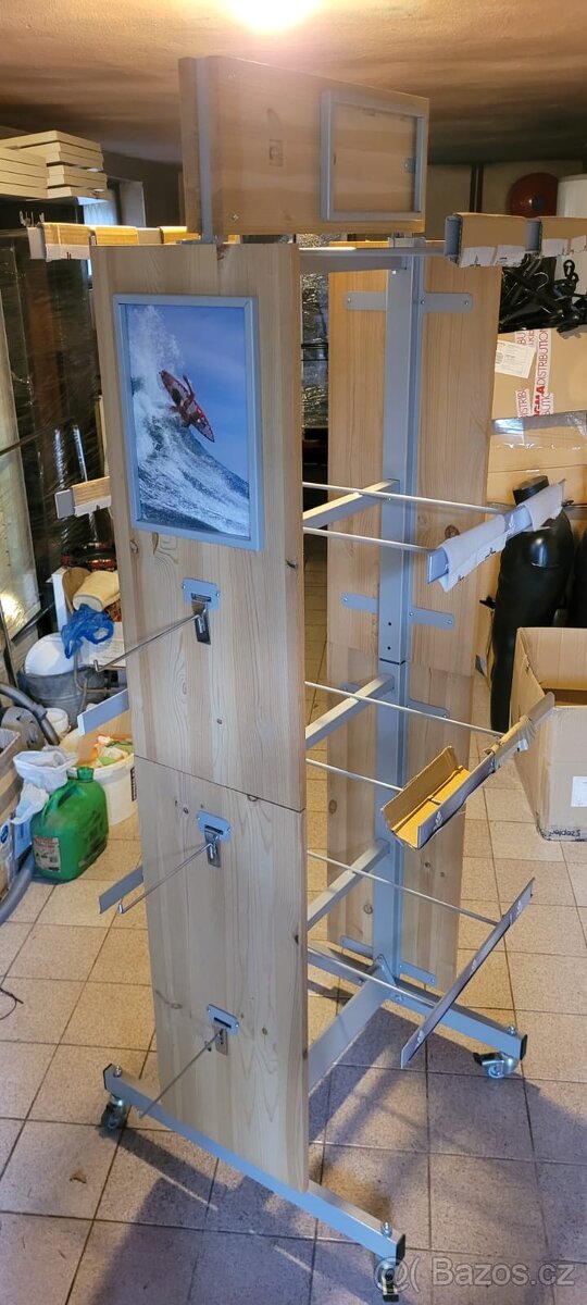 Vybavení prodejny - obchod s oblečením / obuv - 13