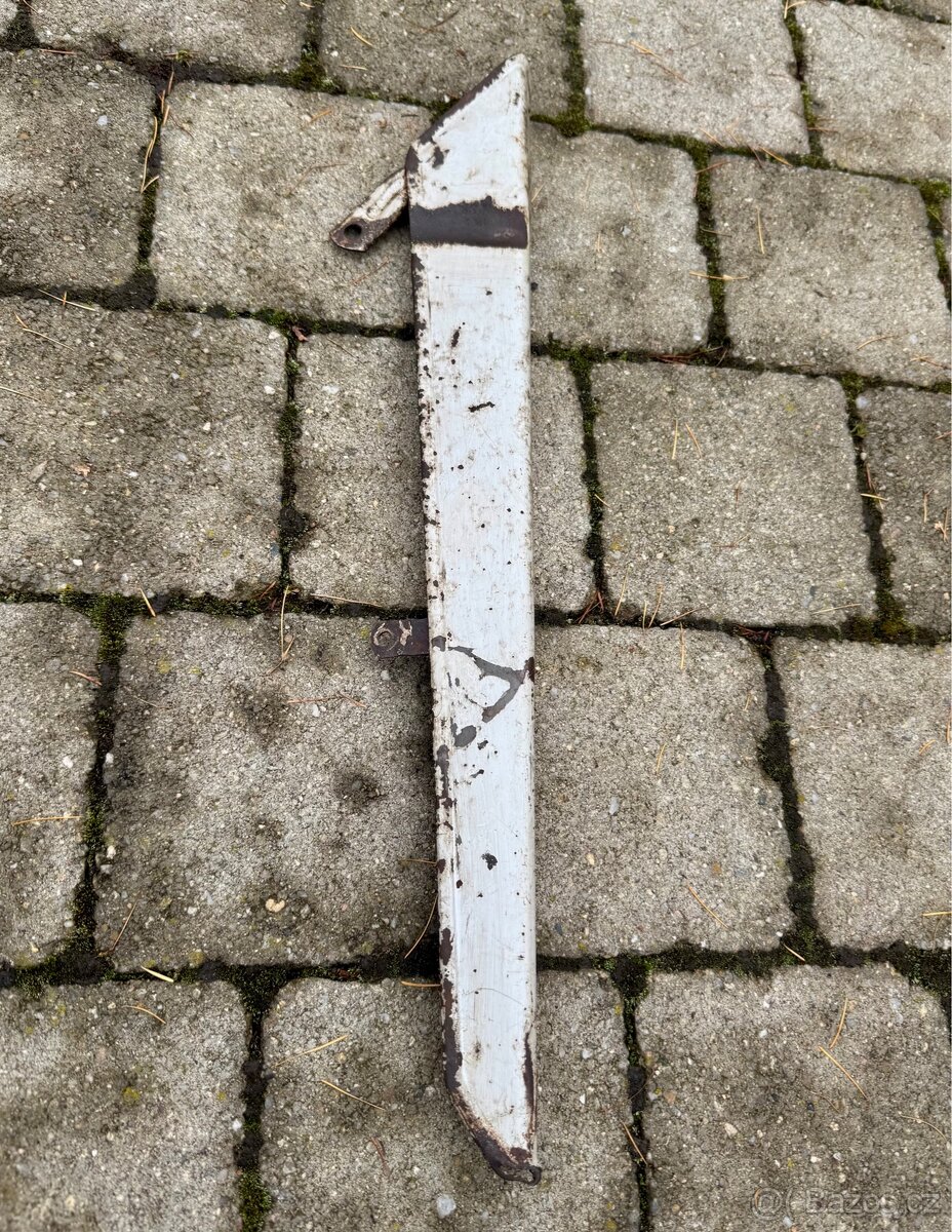 Jawa 50 pionýr, mustang - kryty řetězu - 13