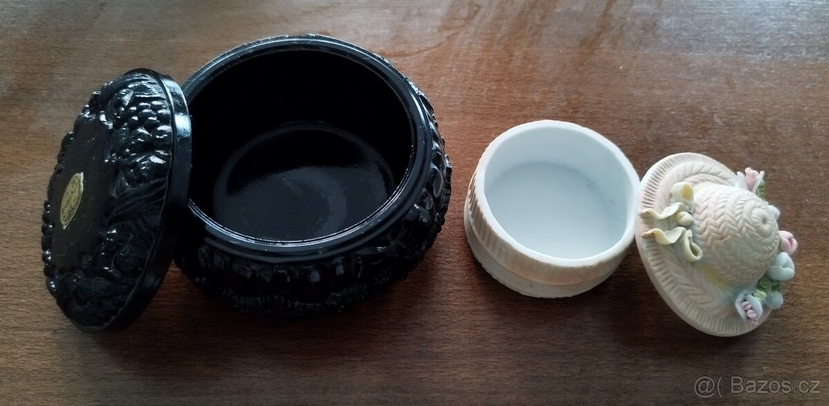 Skleničky a keramika - 13