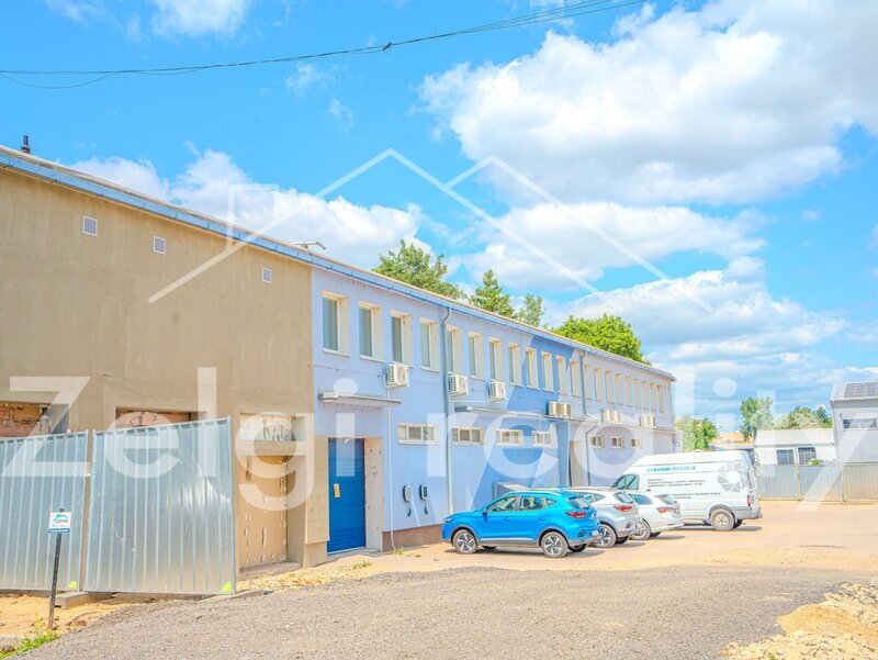 Pronájem kanceláří (420m²) a skladu (40m²) poblíž centra Brn - 13