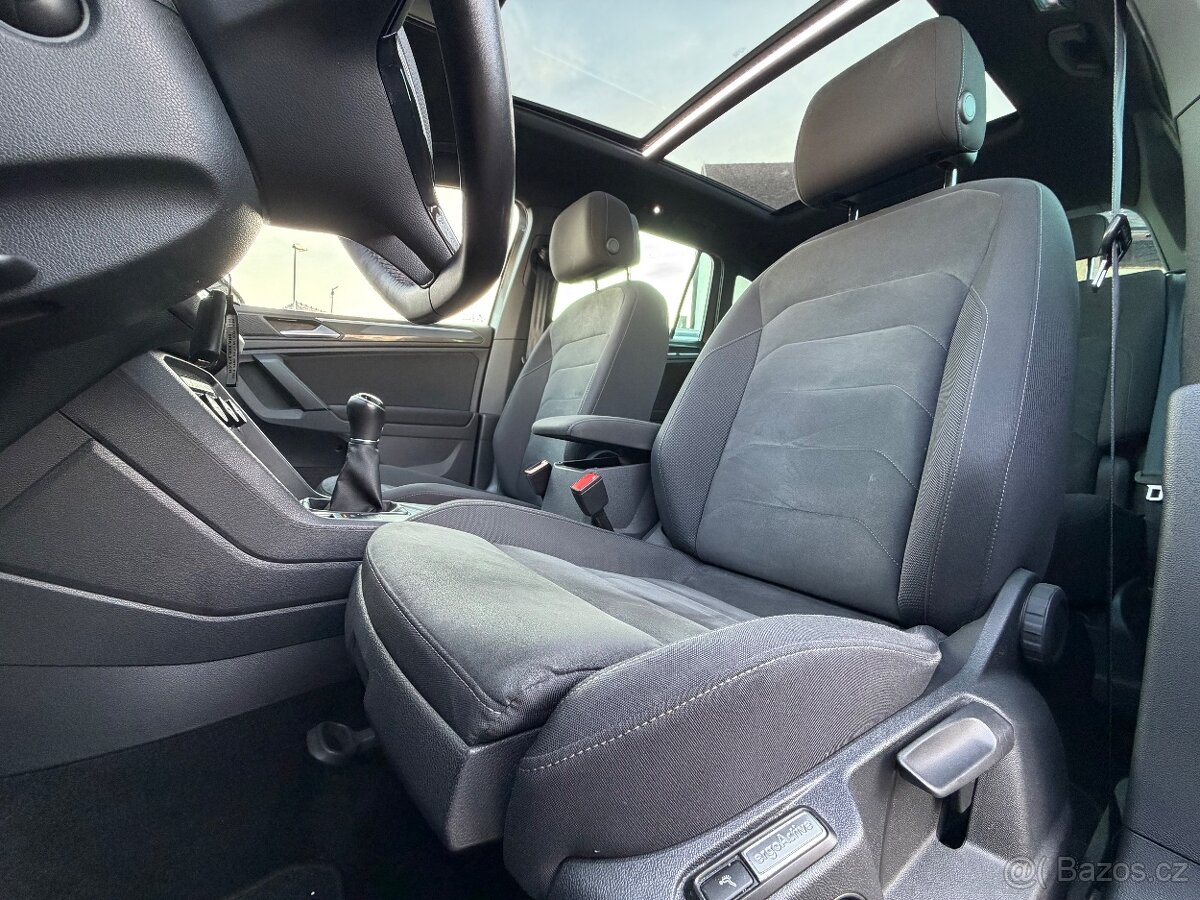 VW Tiguan 1.5TSi R-Line (virtual-tažné-19”-LED) 2020 - 13