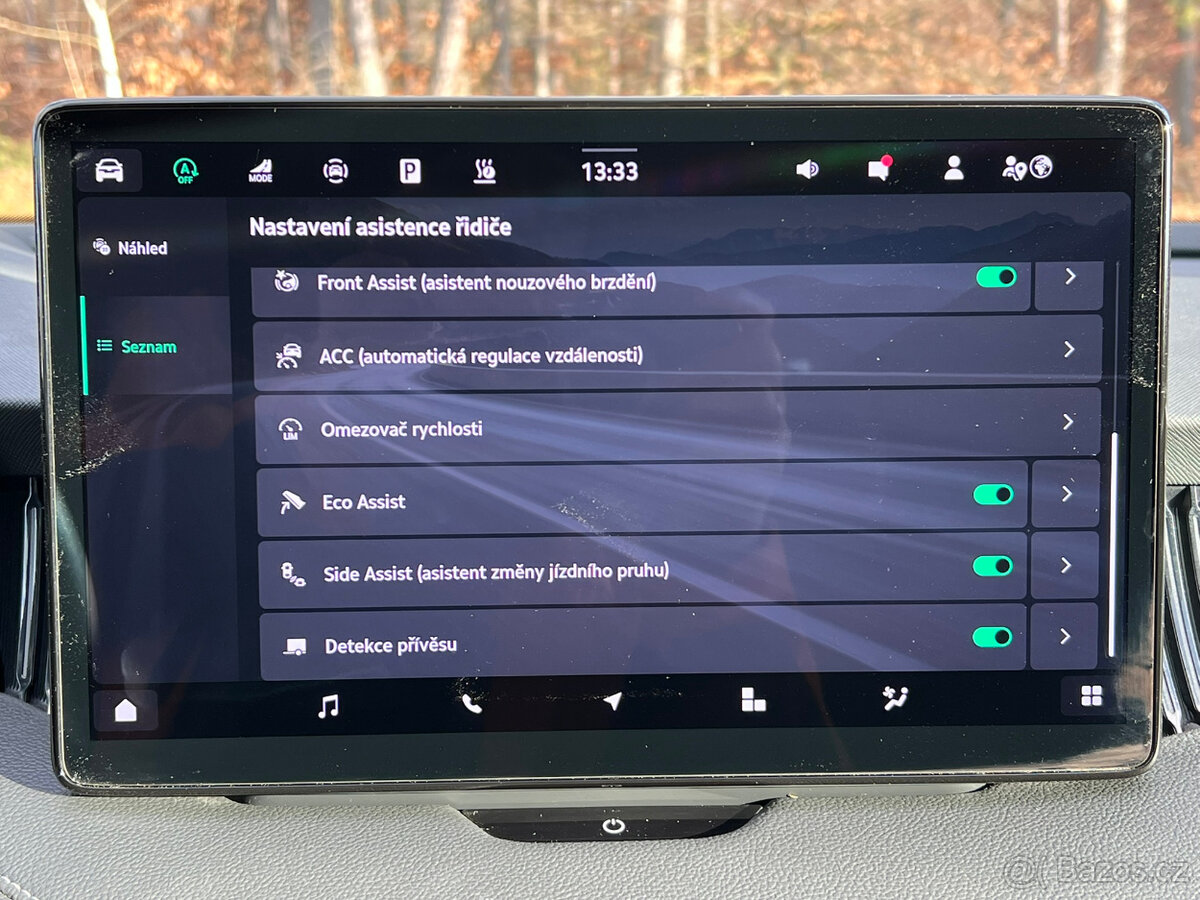 ŠKODA SUPERB COMBI L&K,2024,25t km,ČR,ZÁRUKA 5 LET - 13