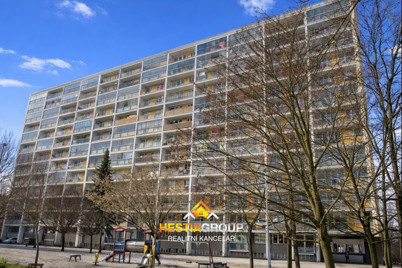 Prodej prostorného bytu s lodžií, 3+1 78 m², Pardubice - Pol - 13