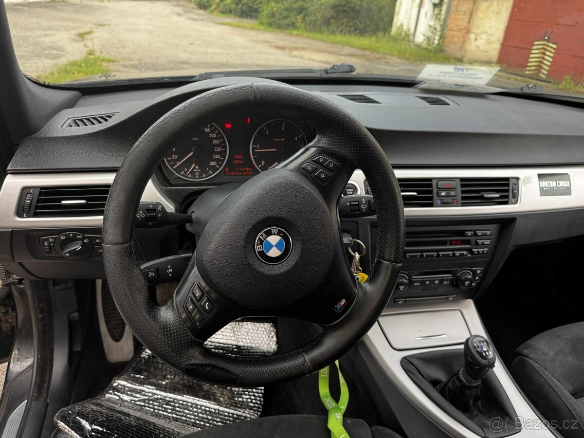 BMW E91 MPaket 320d 120kw - 13