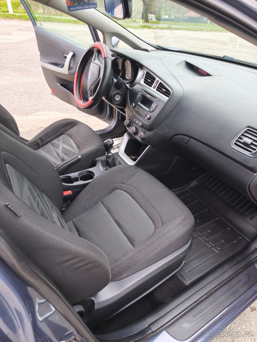 Kia ceed kombi 1.4 benzín+LPG - 13
