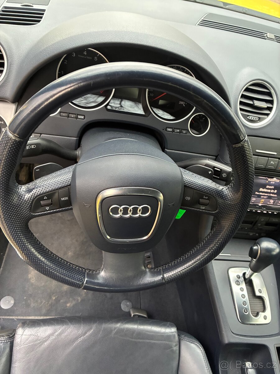 Audi A4 cabrio 3,2FSI - 13