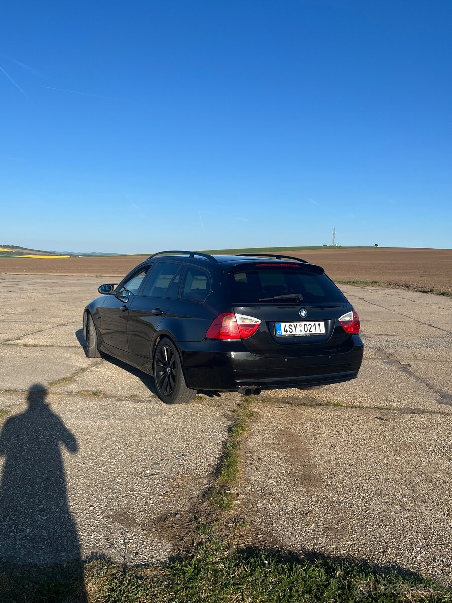 BMW e91 325i 160kw - 13
