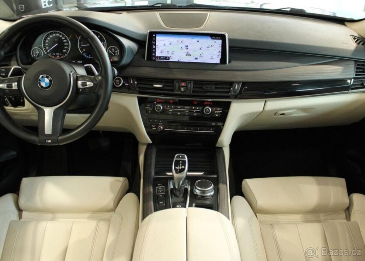 BMW X5 xDrive40d NezTop/HUD/Pano/AdLE nafta automat - 13