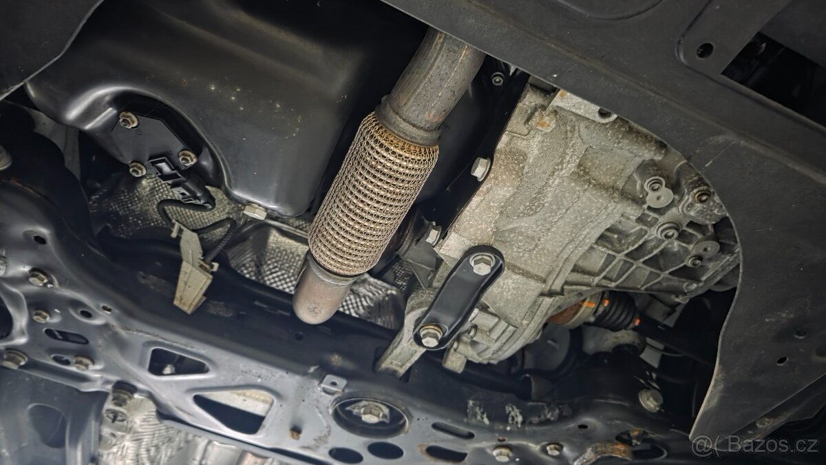 VW Beetle TOP stav zánovniho vozu - 13