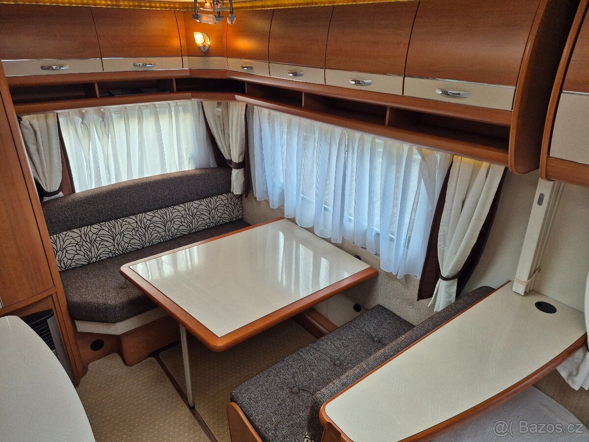 Obytný přívěs Hobby Excellent 410 SFe - 13