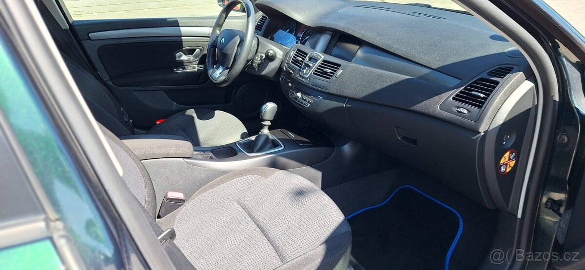 Renault Laguna III - 13