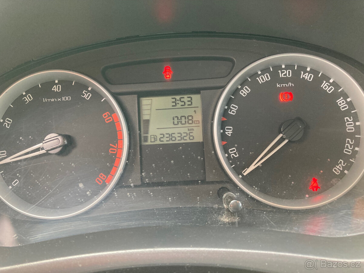 Škoda Roomster 2009, 1.4 16v, Nová TK - 13