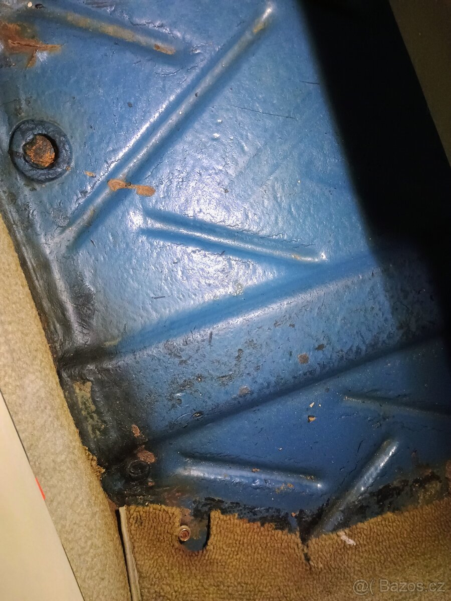 Mercedes 280S W116, najeto 73 tis - 13