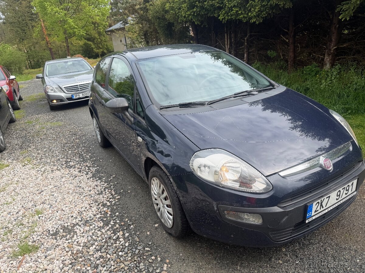 Fiat grande Punto 1.3i - 13