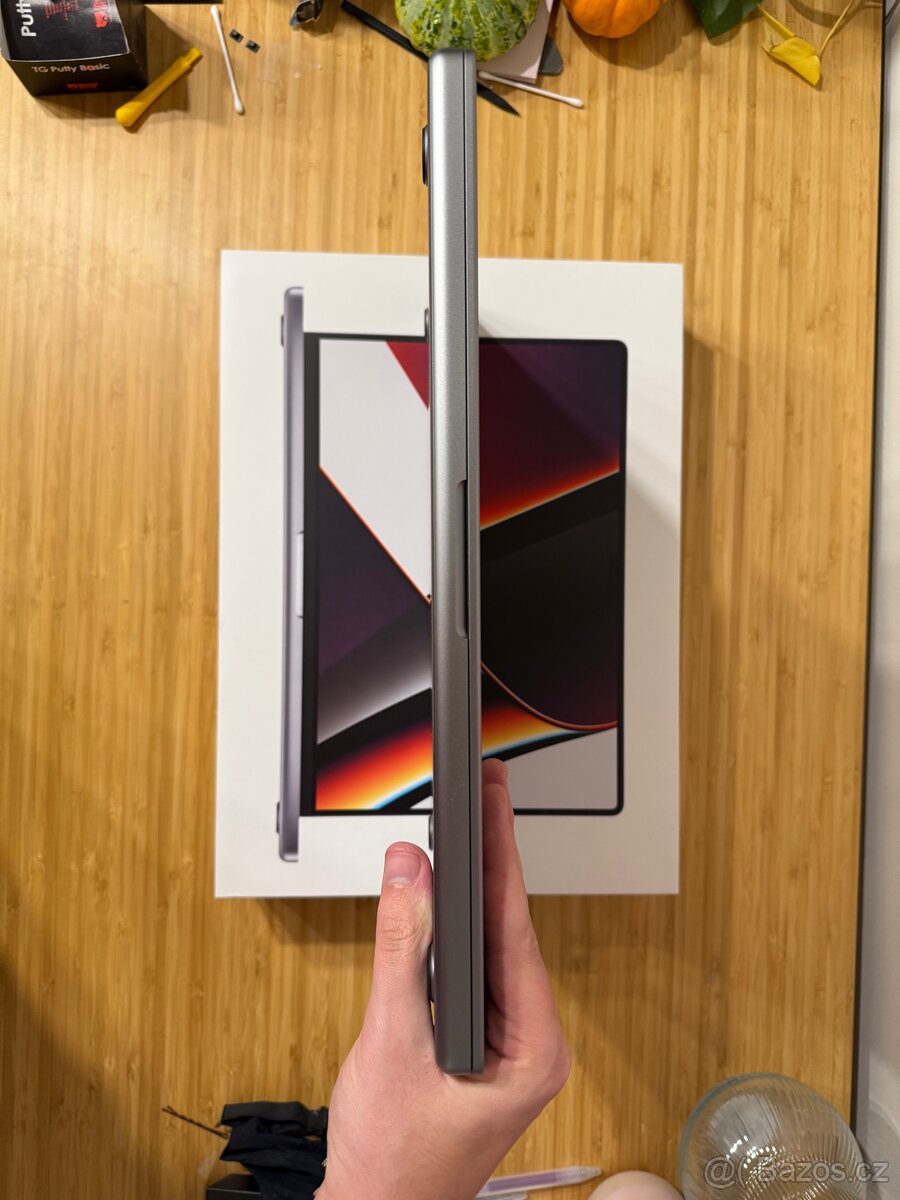 MacBook Pro 16(M1 Max) – 32 GB / 32-core GPU / 1 TB - 13