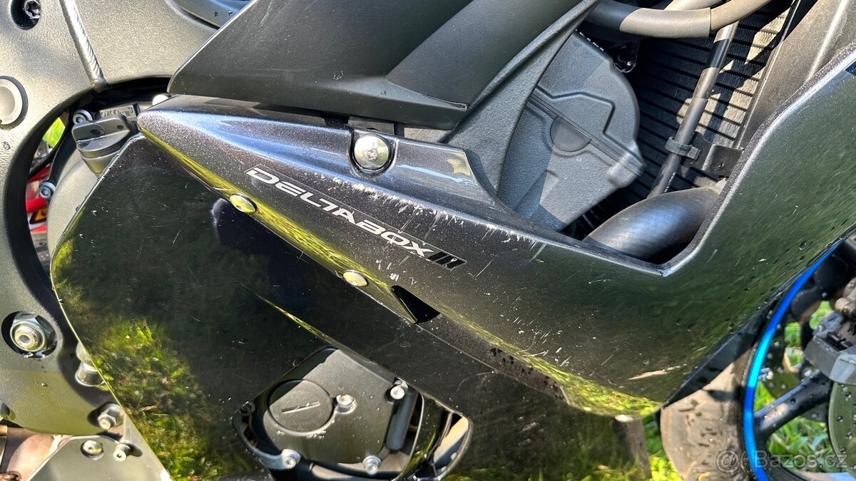 Yamaha r6 - 13