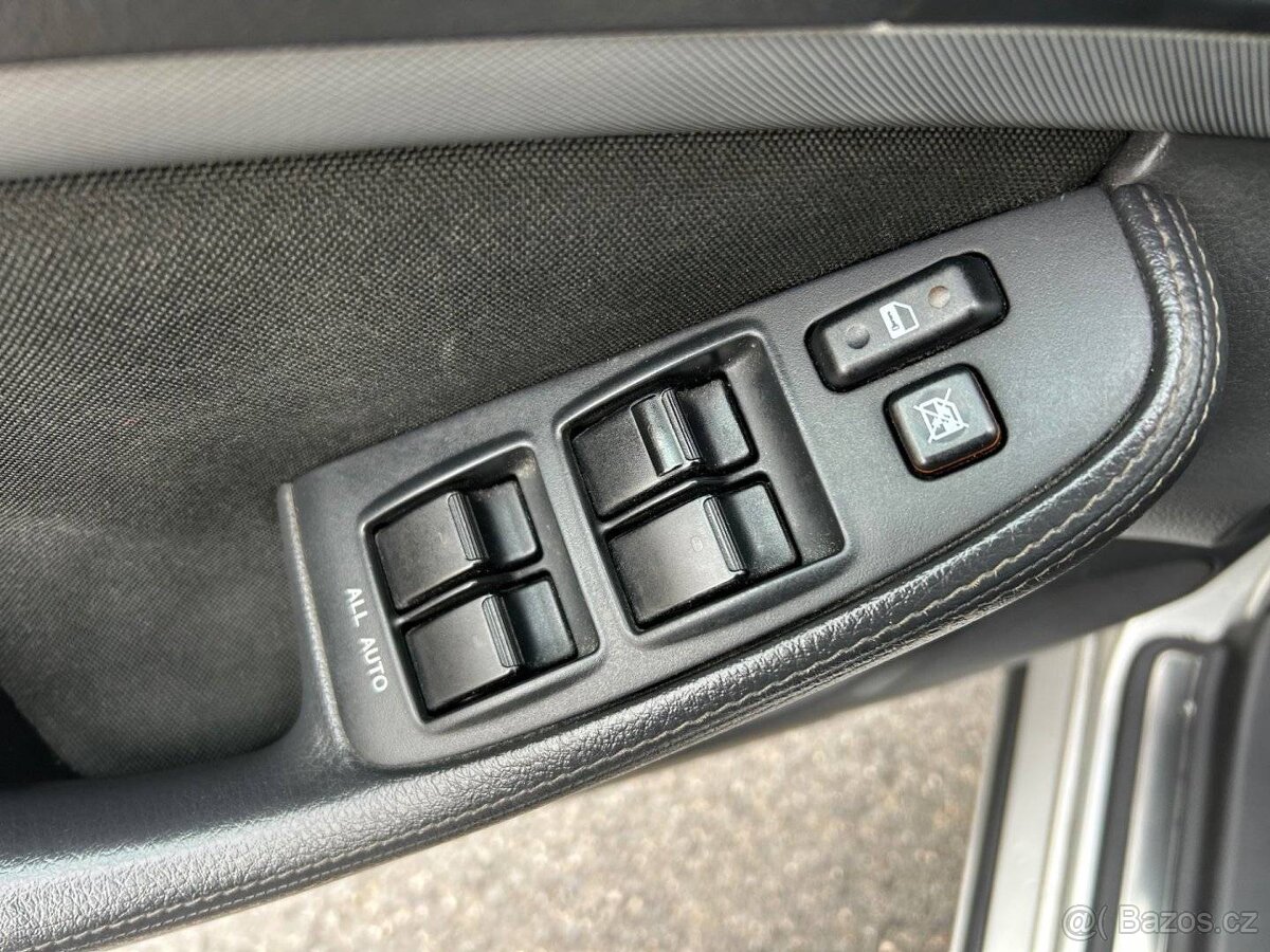 Toyota Avensis, 2.2 D-4D 110 kW/AUTOKLIMA - 13