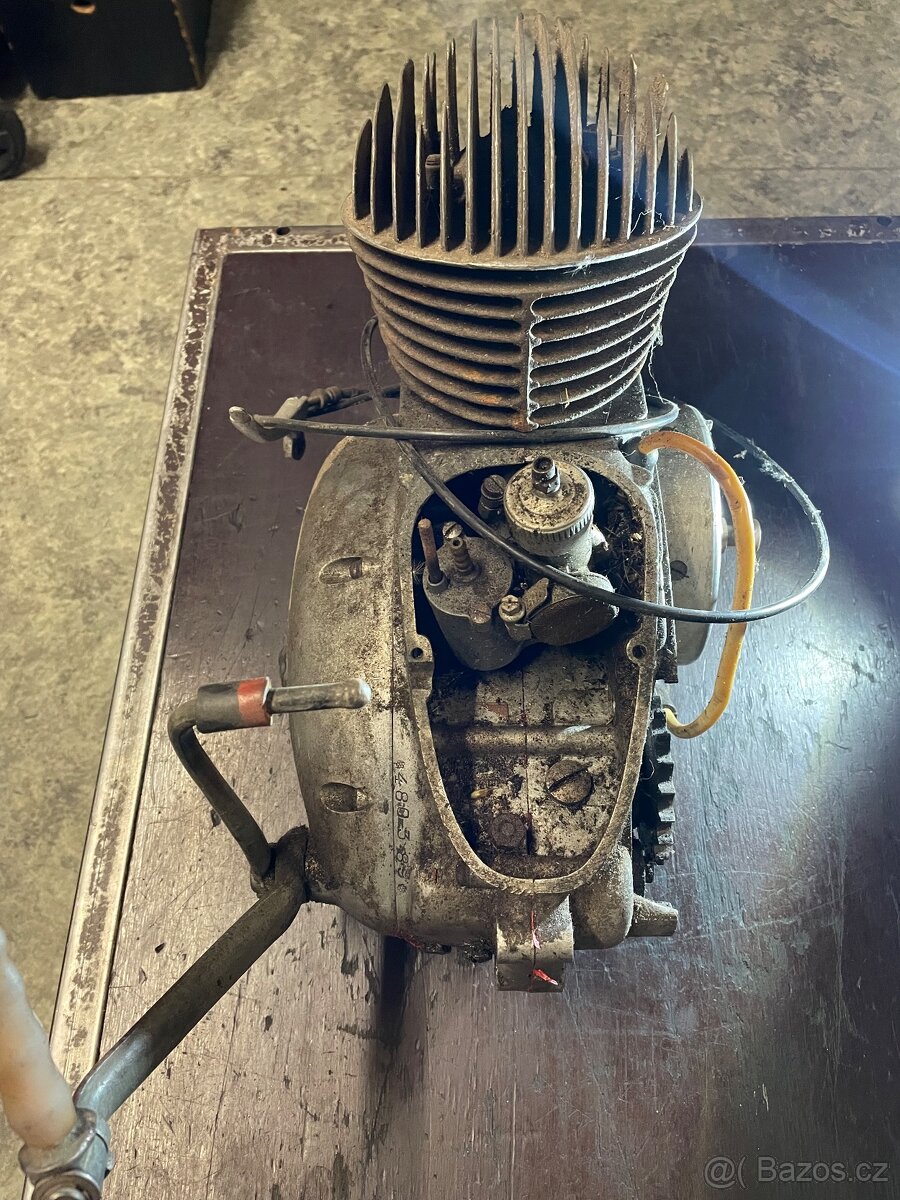 CZ 150 motor - 13