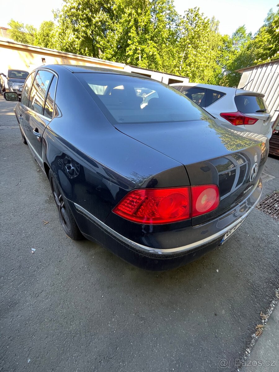 Volkswagen Phaeton - 13