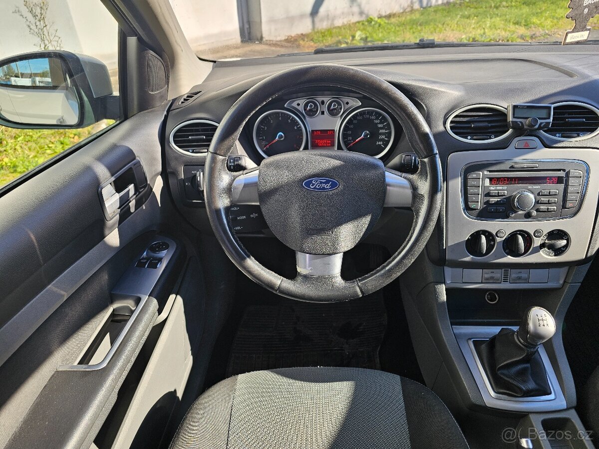 Ford Focus 1.6i 74kw, 2011, DPH - 13