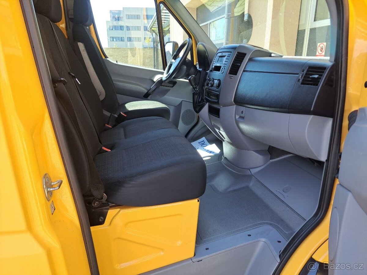 Mercedes-Benz Sprinter 313 CDI, Skříň - 13