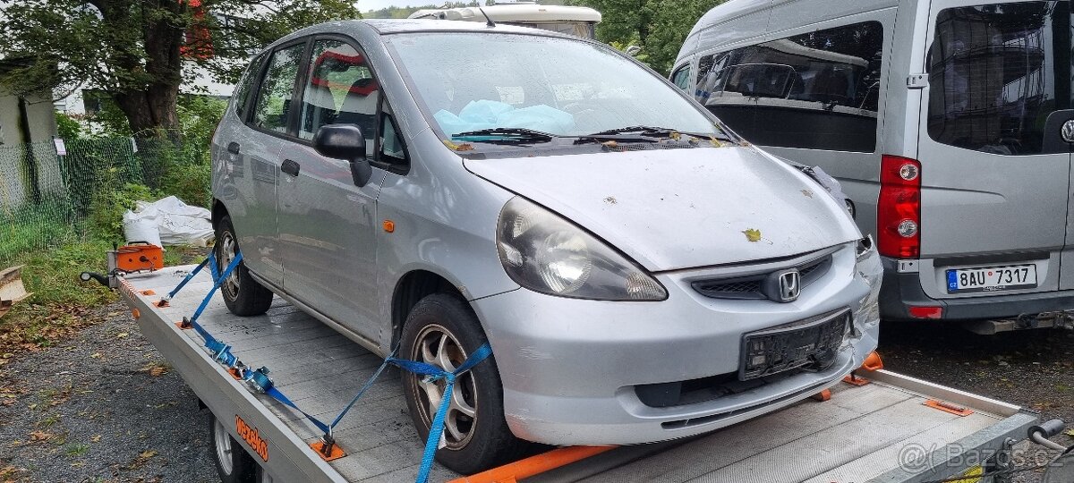 Honda jazz na náhradní díly rv. 2005 - 13