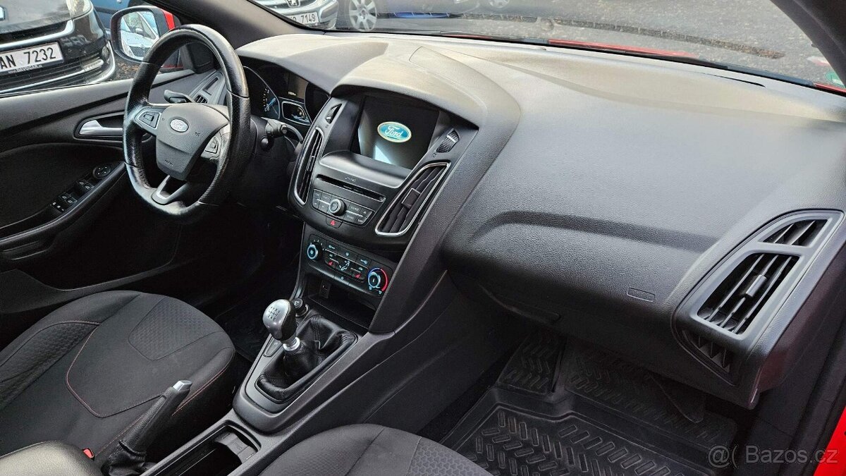 Ford Focus Combi ST-Line 1.5 EcoBoost 110 kW 110tkm 2017 - 13