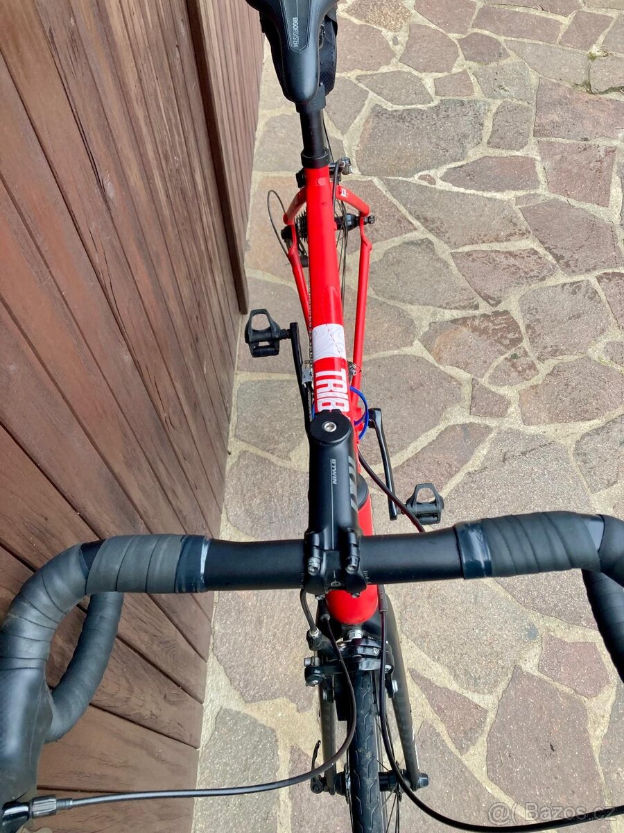 Silniční kolo B’TWIN Triban 500, vel. M – lehké, spolehlivé, - 13