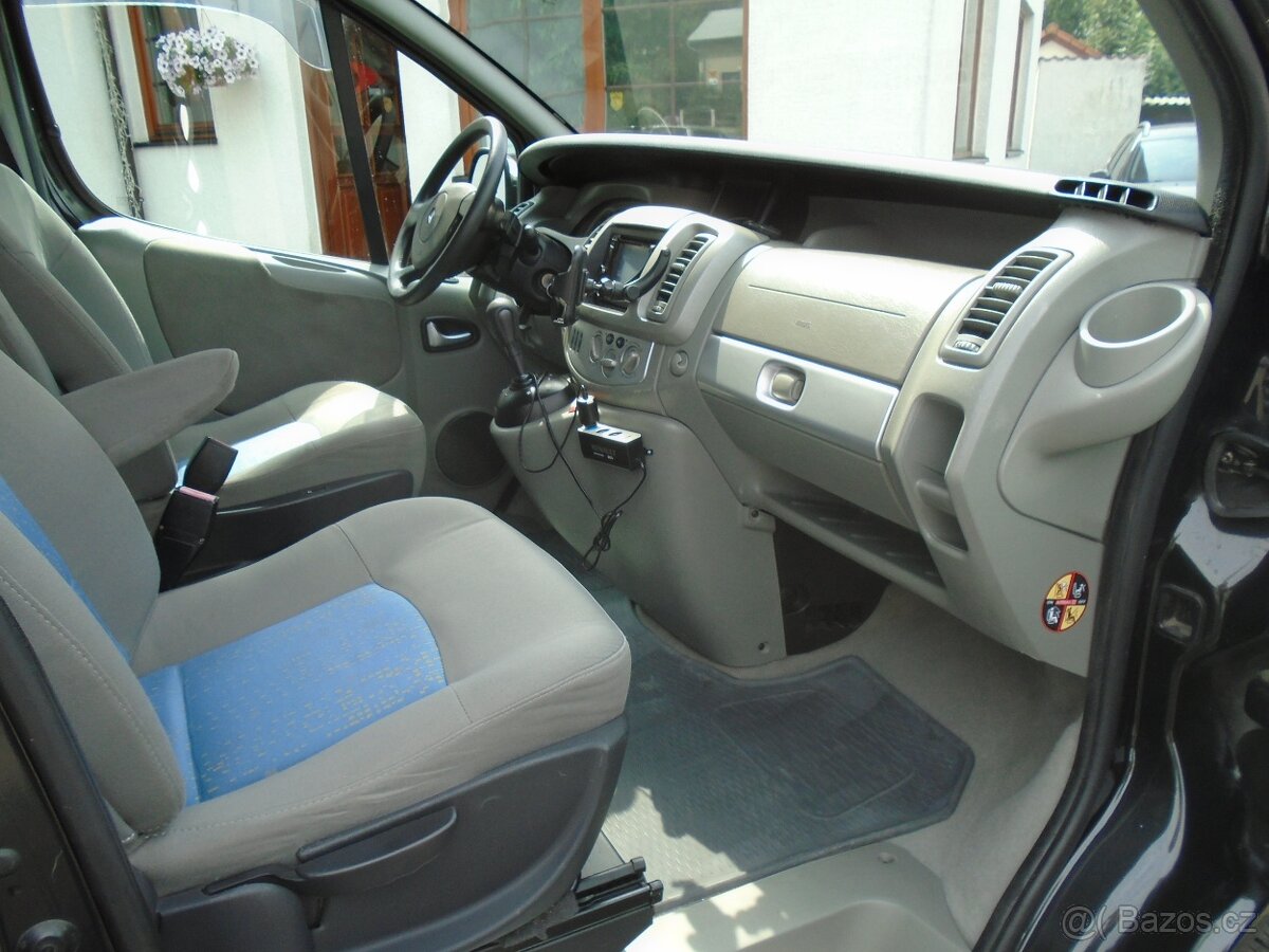 Renault Trafic 2.5 DCI GENERATION - 13