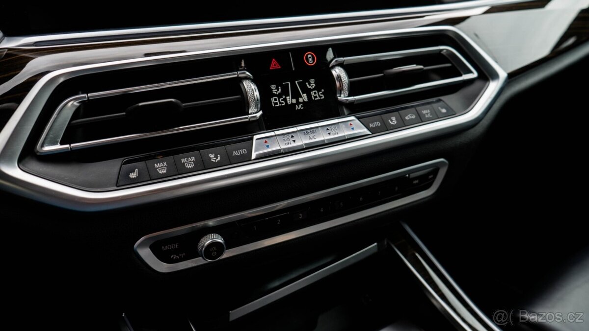 BMW X5m xDrive30d A/T - 13